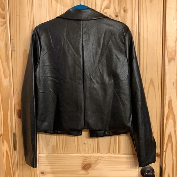 Le Lis Faux Black Leather Jacket Size Large - Picture 3 of 5